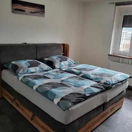 Apartmán Karin, Eigener Eingang, 3 Schlafzimmer, Doppelcarport