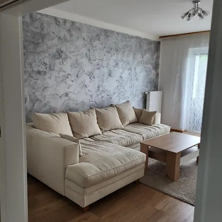 Karin, Eigener Eingang, 3 Schlafzimmer, Doppelcarport *