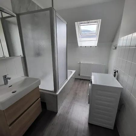 Lejlighed Karin, Eigener Eingang, 3 Schlafzimmer, Doppelcarport *