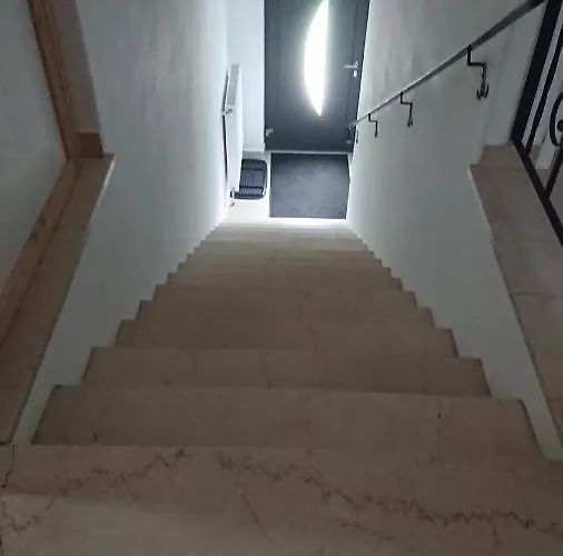 Karin, Eigener Eingang, 3 Schlafzimmer, Doppelcarport * Langenwang